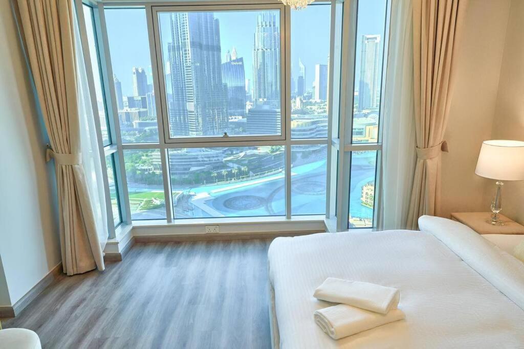 Magnificent Luxury 3Br With Amazing Burj & Fountain View Apartment Dubai Luaran gambar