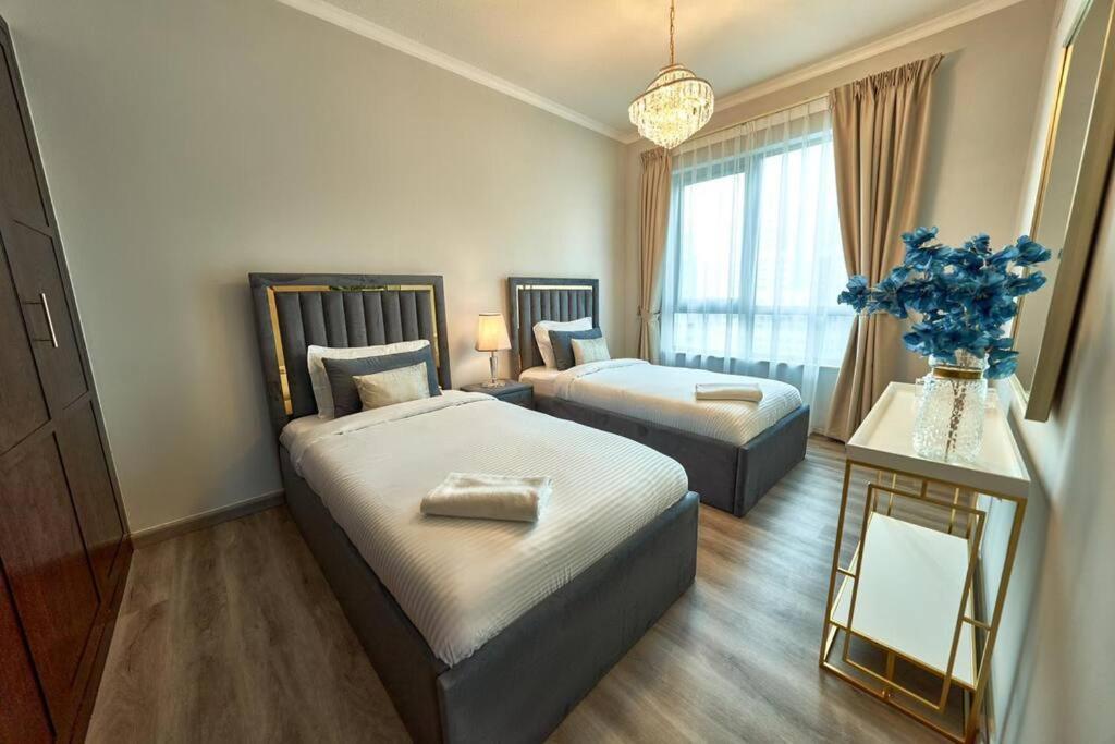 Magnificent Luxury 3Br With Amazing Burj & Fountain View Apartment Dubai Luaran gambar