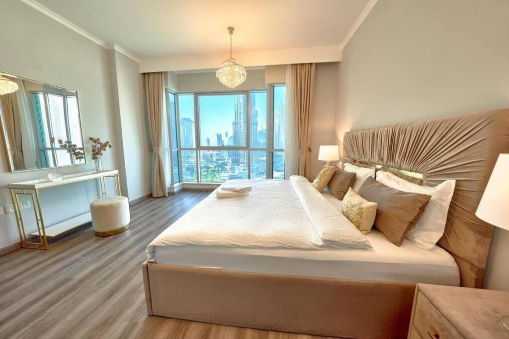 Magnificent Luxury 3Br With Amazing Burj & Fountain View Apartment Dubai Luaran gambar