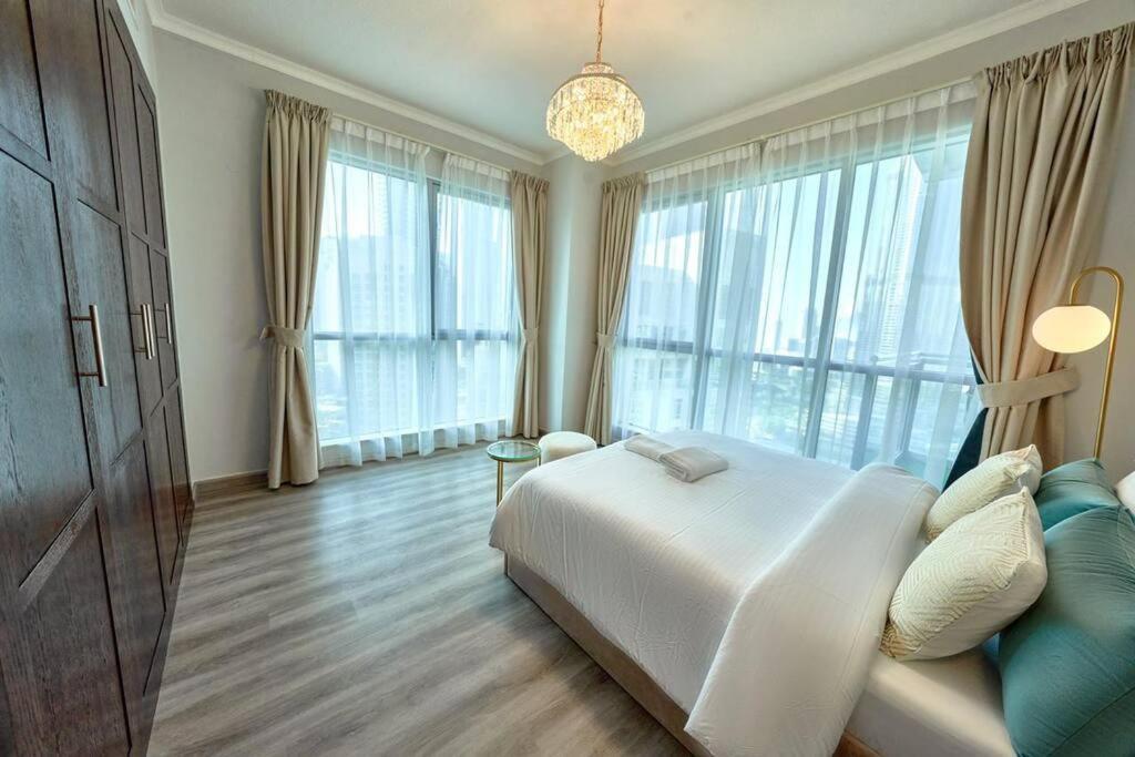 Magnificent Luxury 3Br With Amazing Burj & Fountain View Apartment Dubai Luaran gambar
